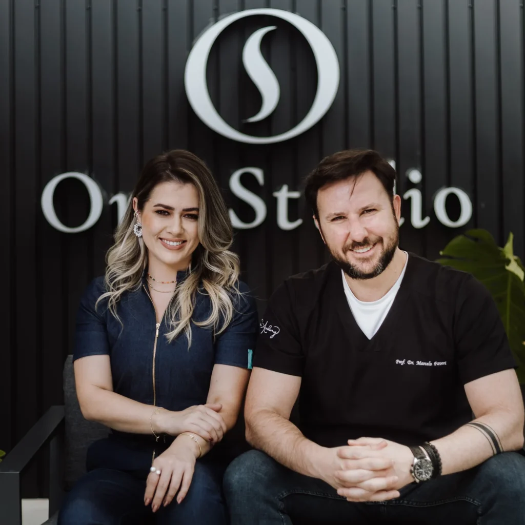dr marcelo faveri e dra camila esteves oral studio analia franco